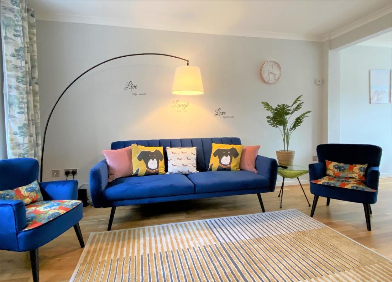 Ferienwohnung Redhill Town Centre 3 Bed House Near Gatwick Airport, Easy Commute To London Exterior foto